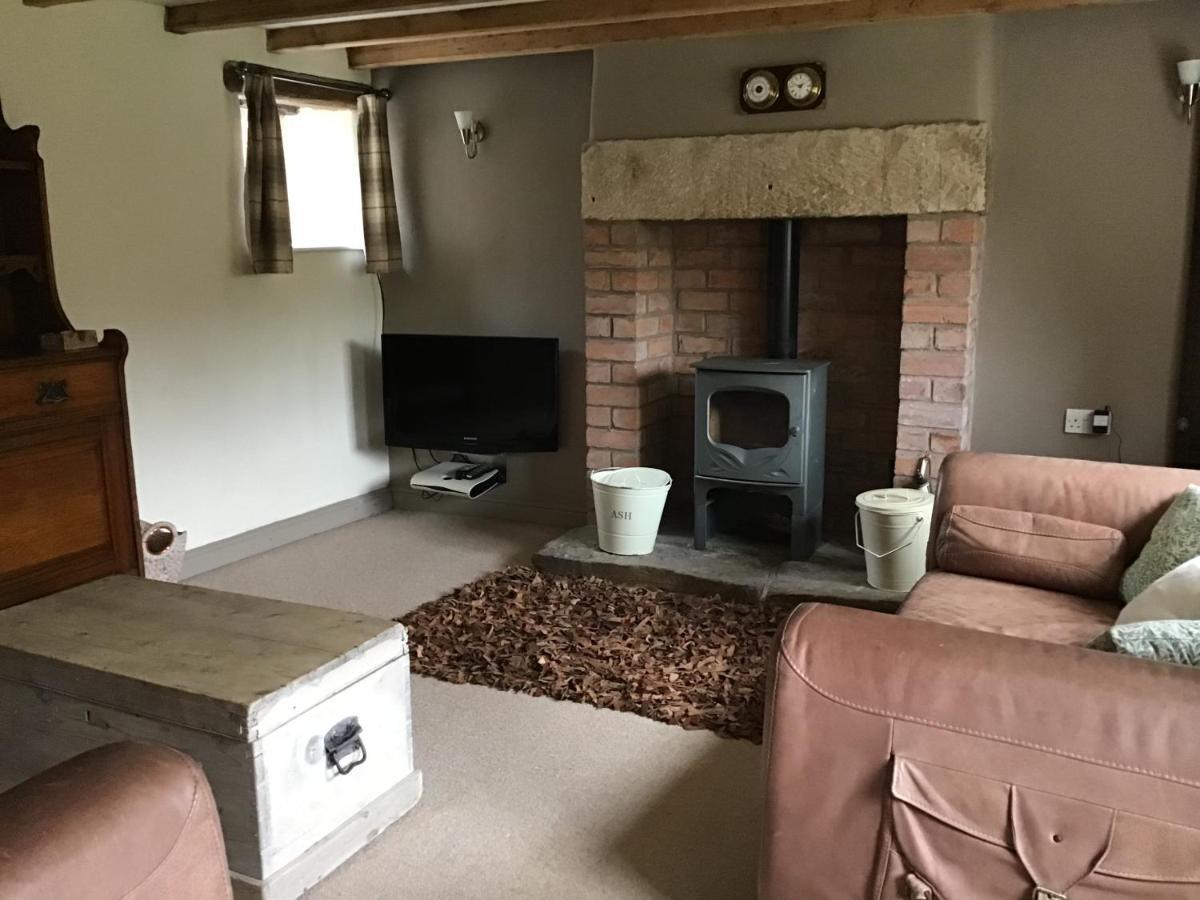 Lee House Farm Holiday Cottage With Possible Use Of Hot Tub Ninety Pounds A Session Waterfall Eksteriør billede