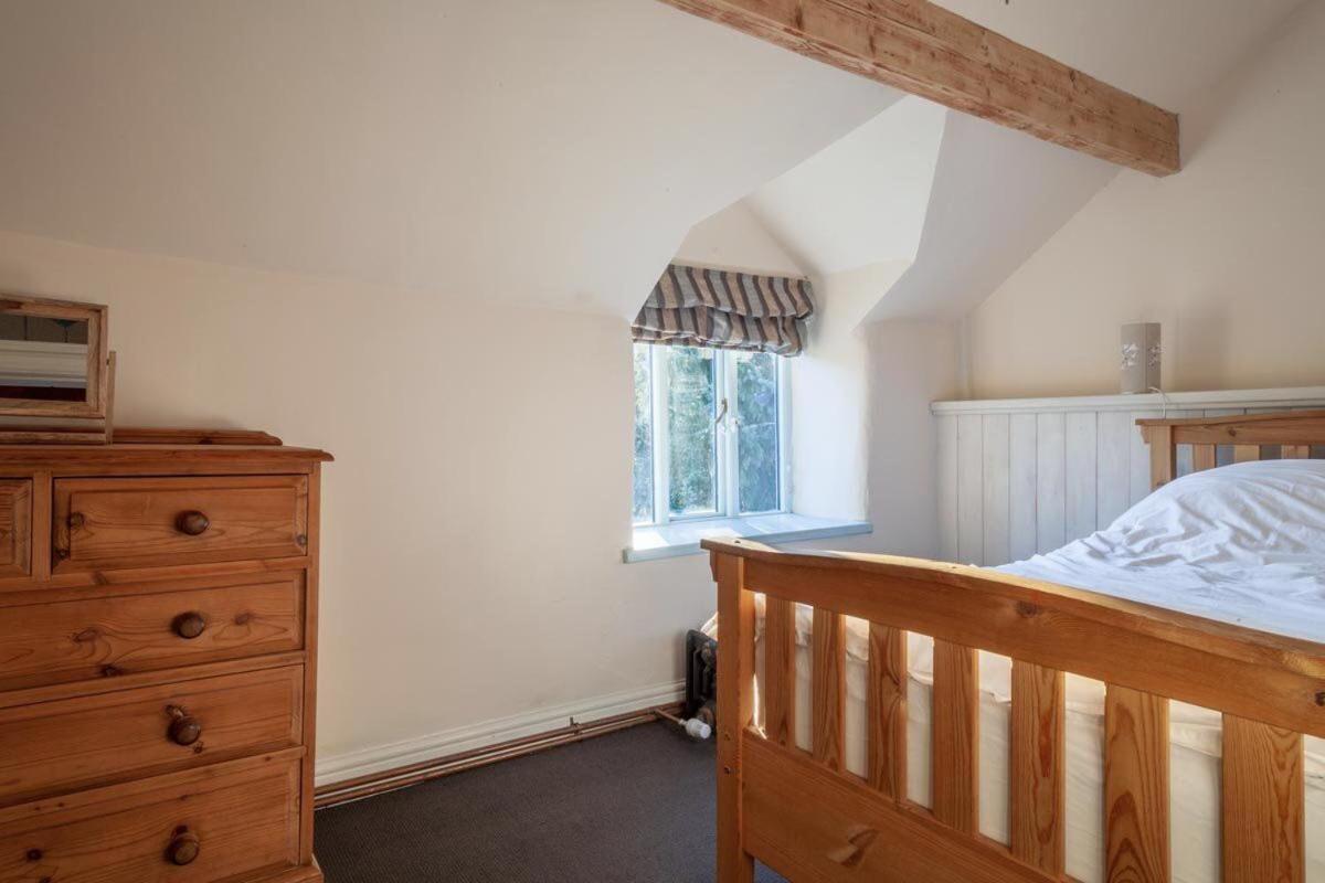 Lee House Farm Holiday Cottage With Possible Use Of Hot Tub Ninety Pounds A Session Waterfall Eksteriør billede